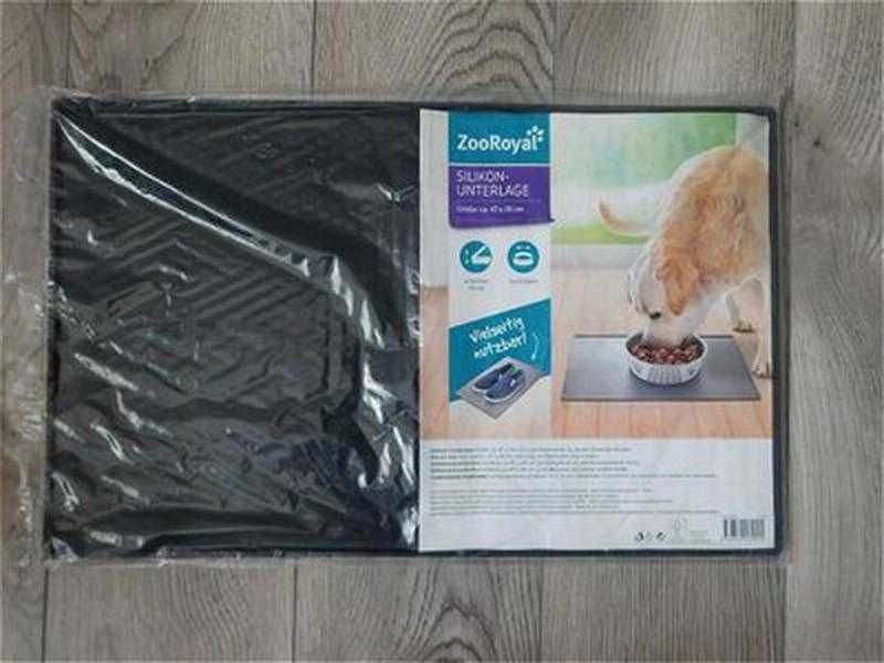 Силиконовый коврик для собак zooroyal а можно и для кота 47 29 см