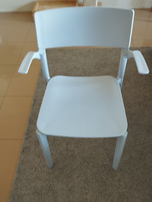 Quatro Cadeira de mesa de jantar .