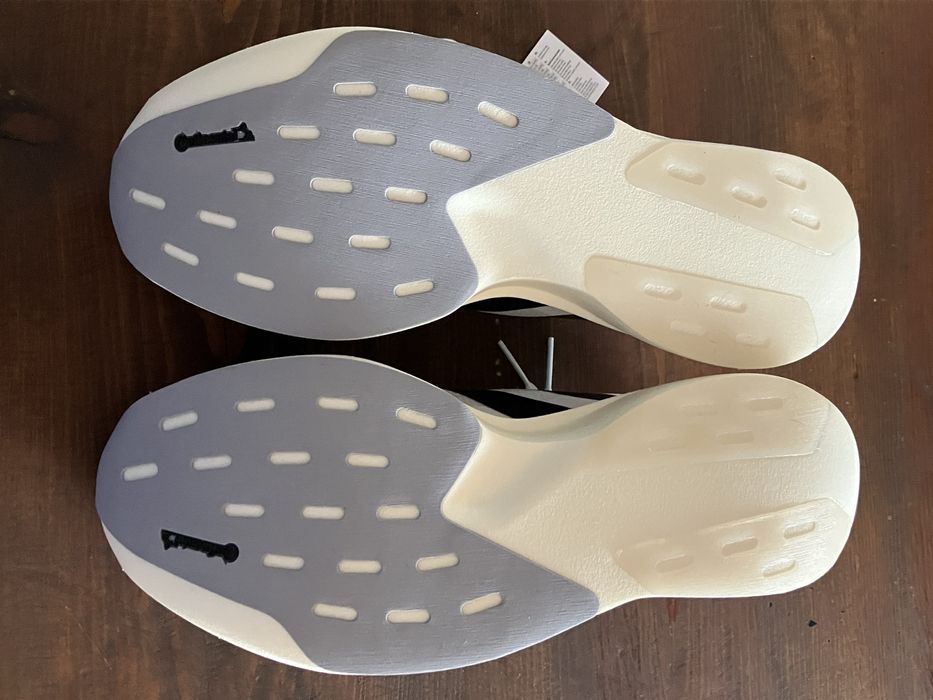 Ténis Adidas Adizero Evo SL