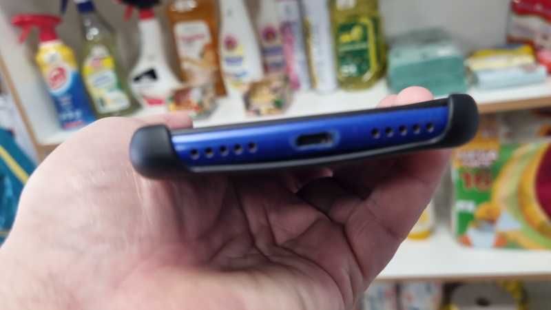 Мобільний телефон Xiaomi 7 3/32Gb