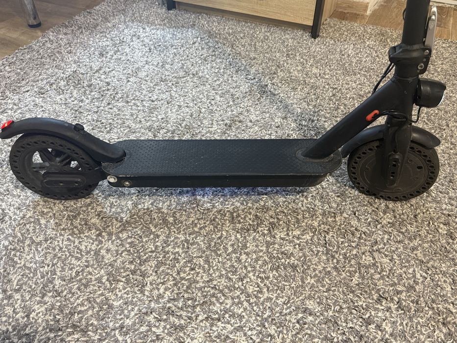 Електросамокат Like Bike One , хороший стан , потрібна заміна батареі