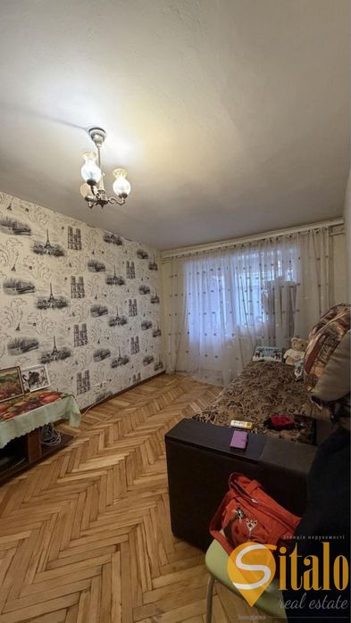 Продаж 2-х кімнт. квартири вул. Поштова. (019)