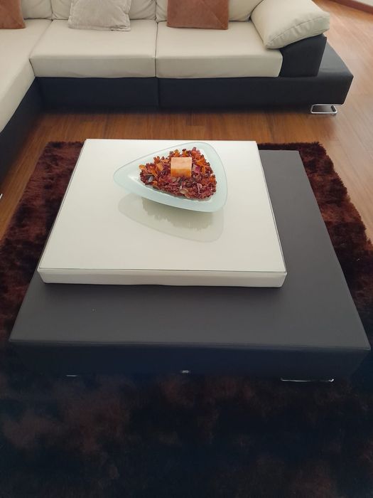 Sofá+ Mesa de centro