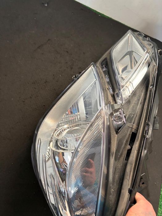 lampa lewa reflektor lewy mercedes w212 bi xenon + led skrętny hella e