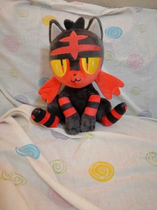 Pokemon peluche litten