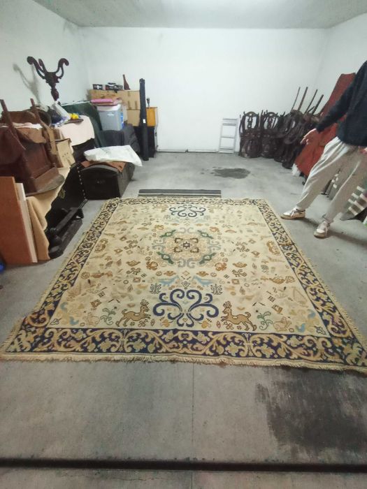 Tapete de Arraiolos grande Genuíno