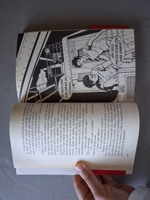 Livro "Uma Aventura no Alto Mar"