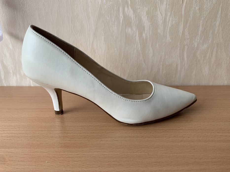 Białe buty ślubne buty na ślub