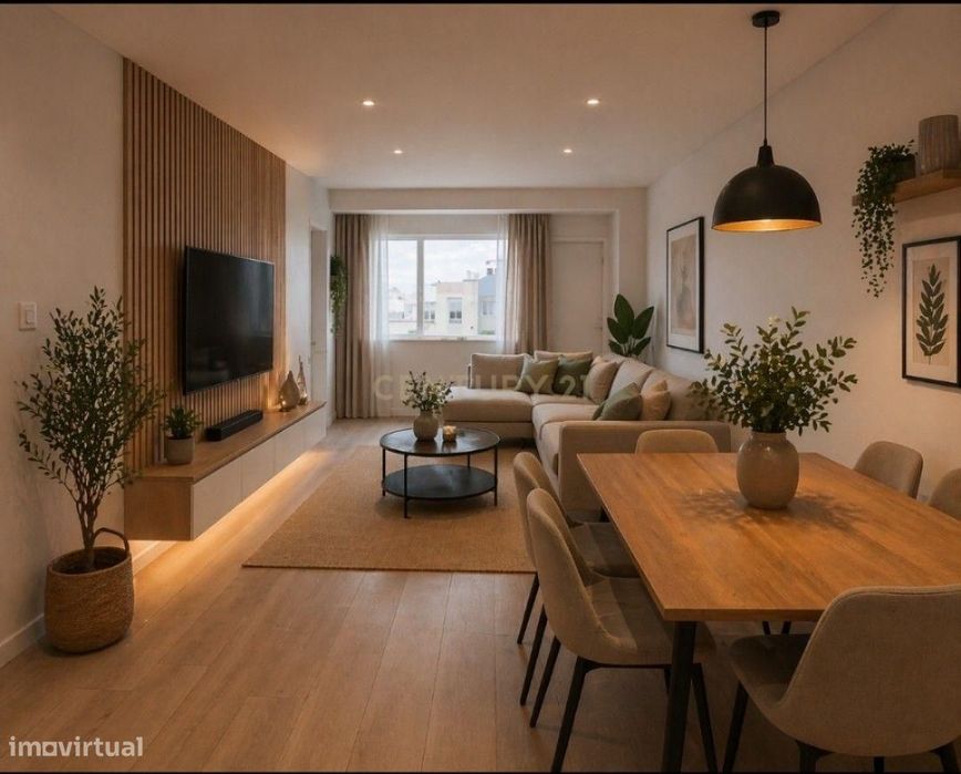 Apartamento Renovado — Cacém E São Marcos, Lisboa