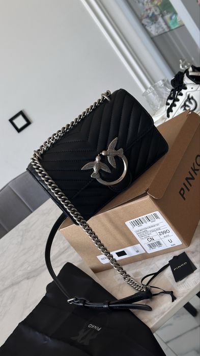 Продам сумку Pinko