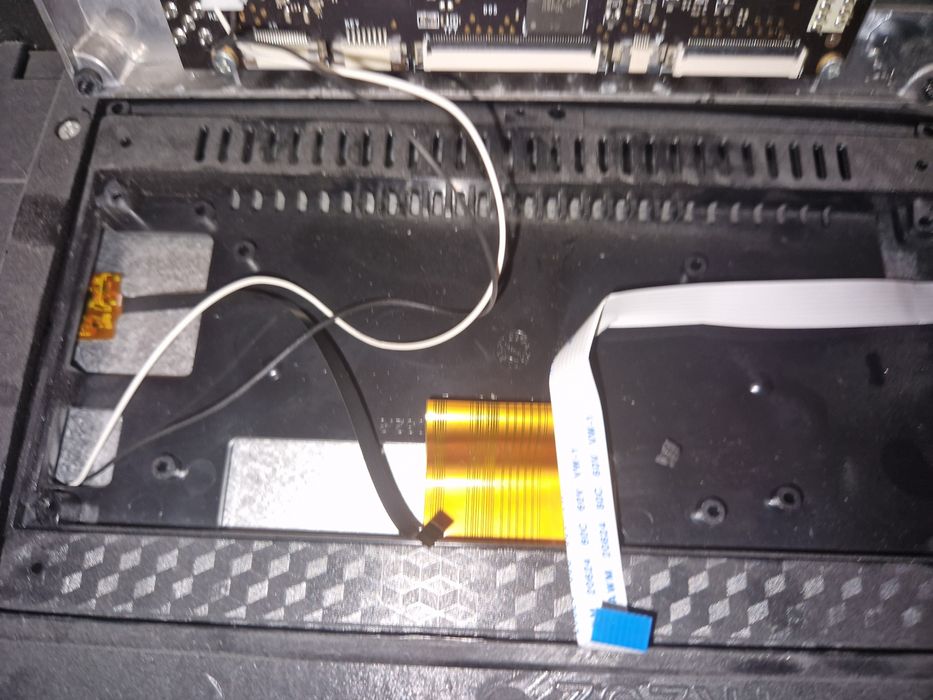 Андроид планшет 10 для авто 4/32 /8 ядер