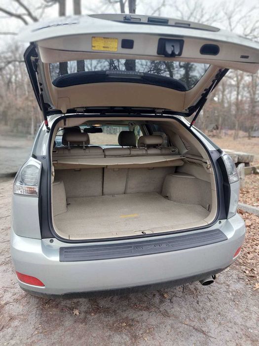 Позашляховик Lexus RX 400H (гібрид)