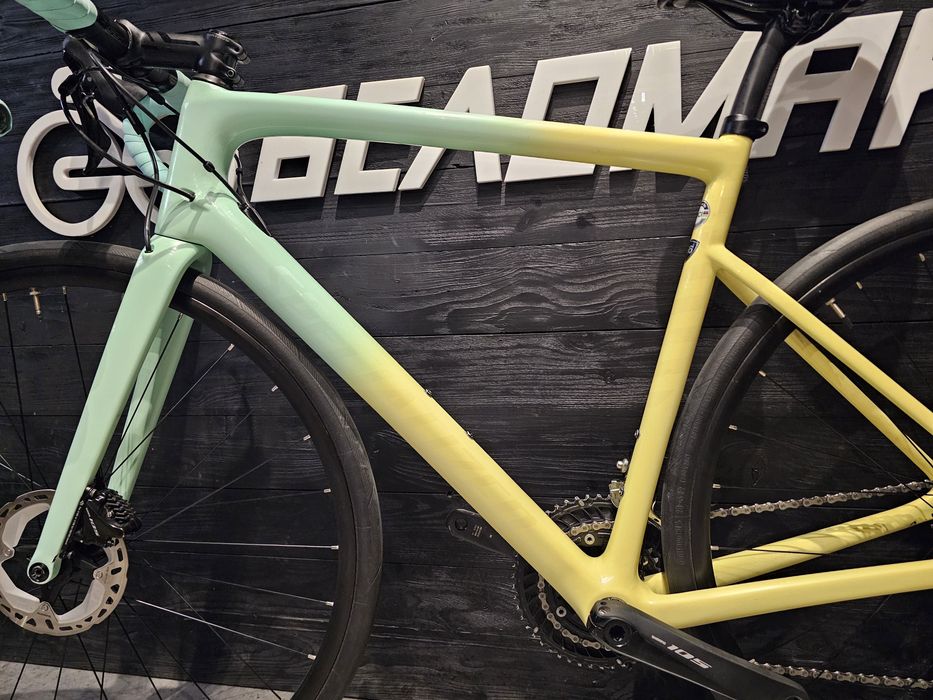 Шосейний велосипед Specialized Tarmac SL6 Sport.Не Trek, не Canyon, не Rose. Шоссейный  Карбоновый велосипед  Шосе Карбон