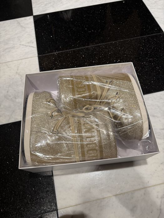 Śniegowce moon boot