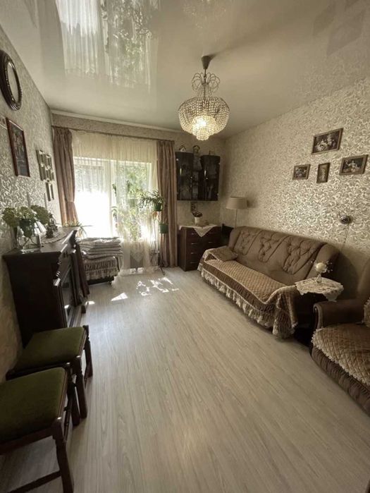 Продам дом с ремонтом. 2 этажа. Газовое отопление