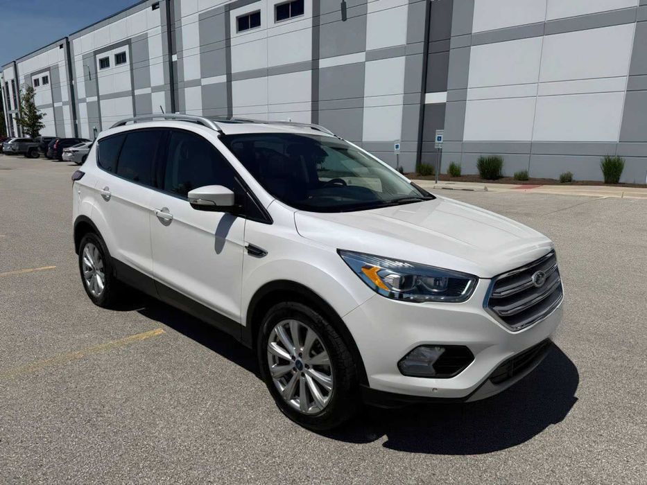 Ford Escape Titanium      2018