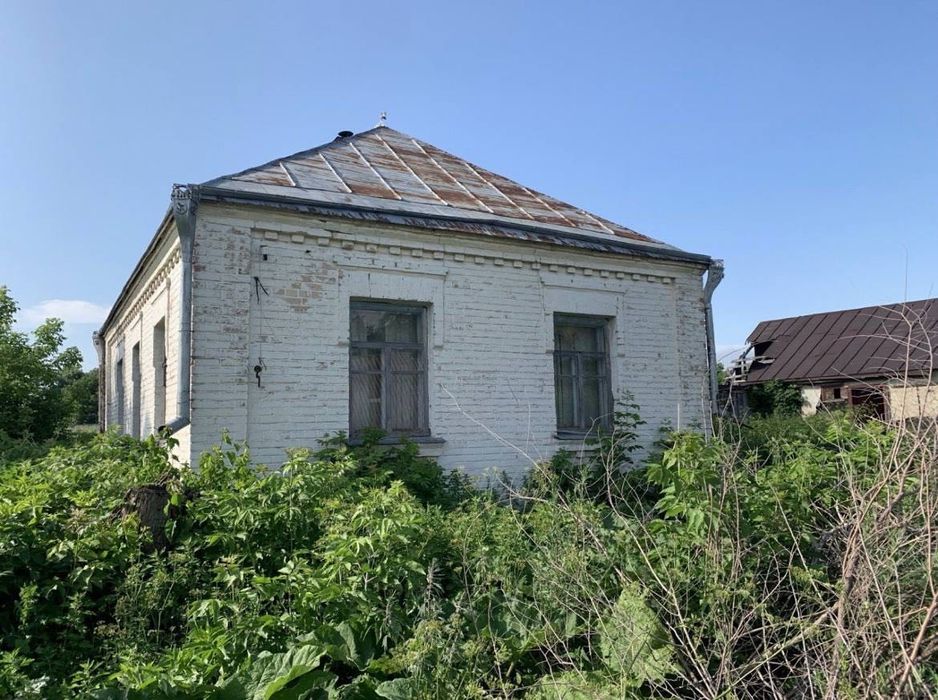Продаж ділянки/будинку