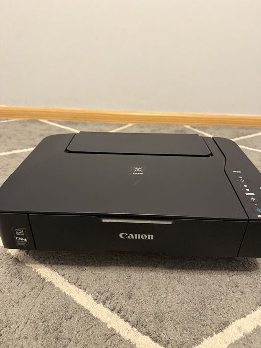 Принтер Canon ..