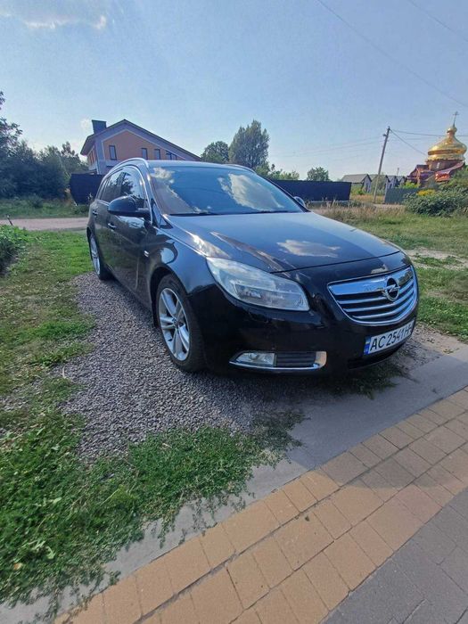 Продам автомобіль Opel insignia