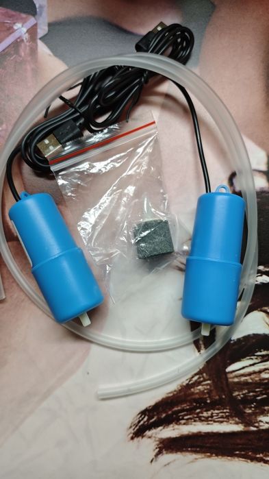 Аквариумный компрессор на аккумуляторе