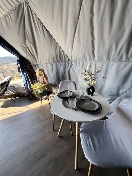 Будинок у східниці  котедж