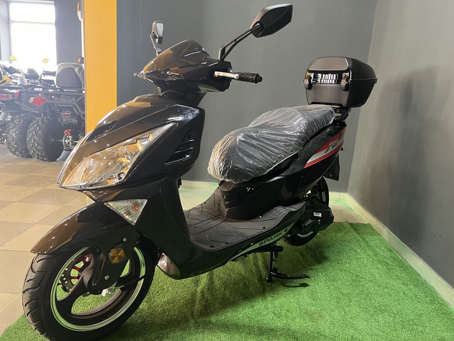 Скутер Spark SP150S-17R