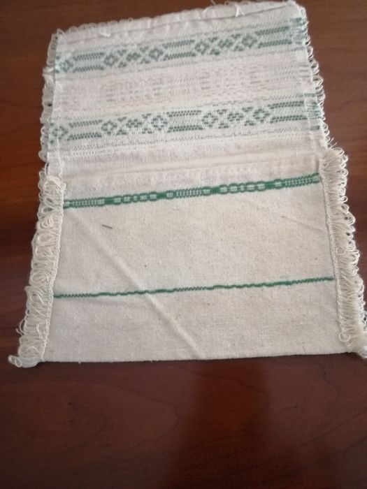 Lancheira antiga em tecido alinhado