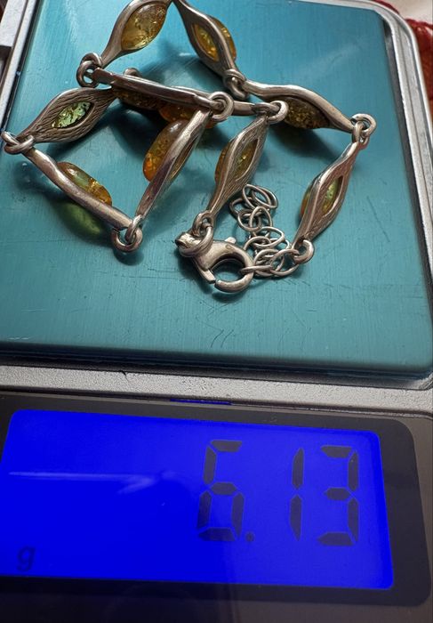Жіночі срібні браслети 925