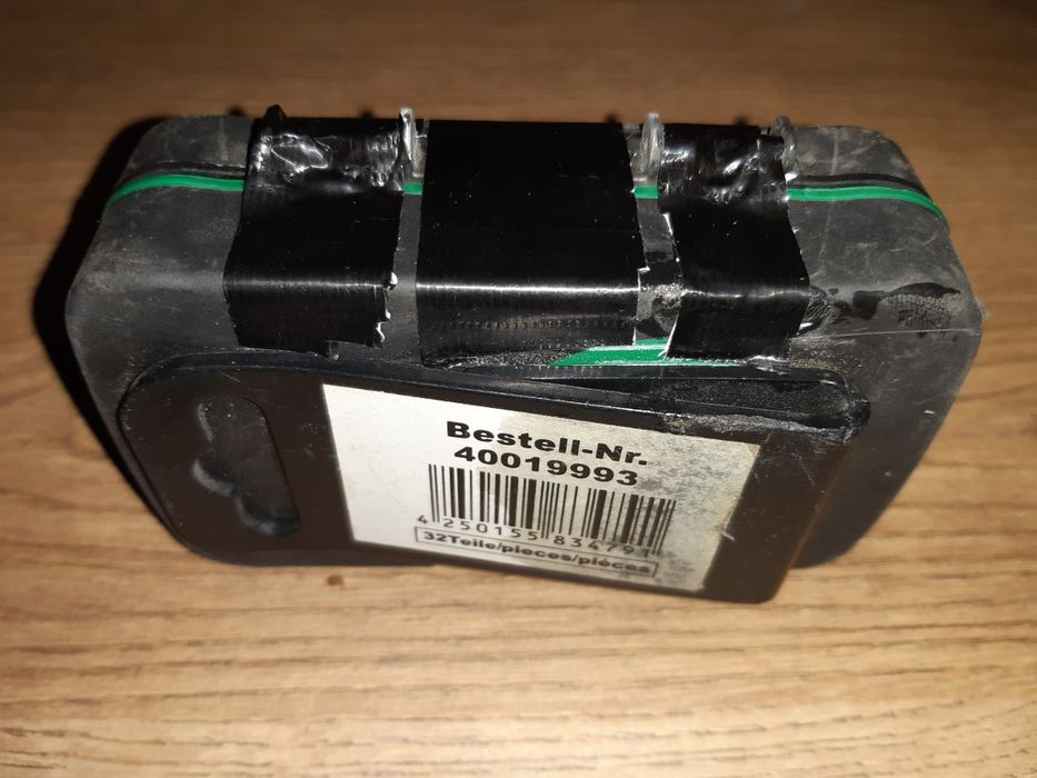 HITACHI - Zestaw 31 bitów, wkrętaków z głowicą automatyczną -jak NOWE.
