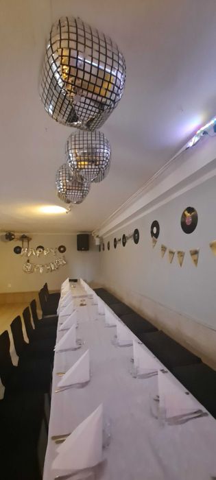 Gramofon Chylonia lokal na Twoje niezapominane urodziny.