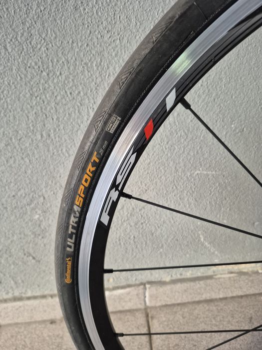 Bicicleta Estrada Carbono Kuota T53
