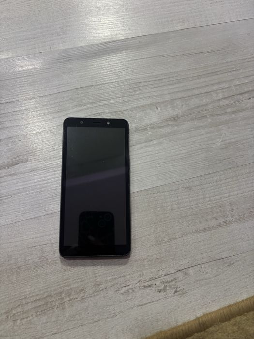 Телефон на запчастини