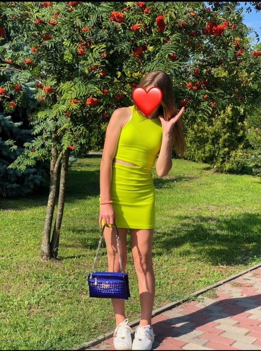 Міні сукня xs 300 грн