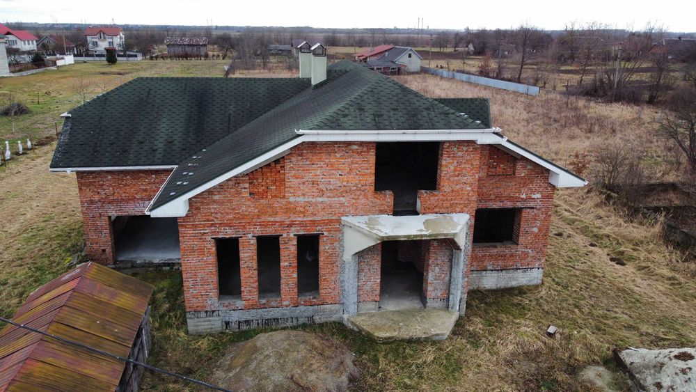 Продається будинок поруч м.Стрий