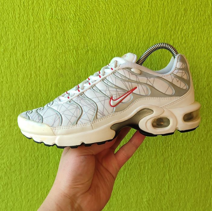 Кроссовки Nike Air Max Plus Tn состояние Супер