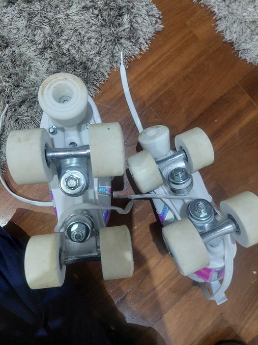 Patins 4 rodas tam31