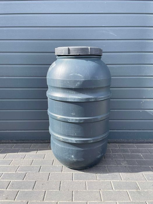 beczka-220l-plastikowa-beczki-200-l-wode-podlewanie-deszczowka-200l