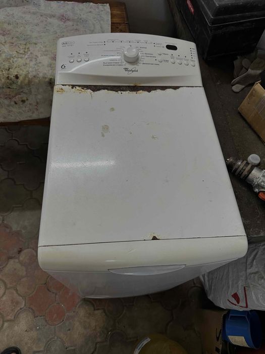 Пральна машинка Whirlpool(НА ЗАПЧАСТИНИ)