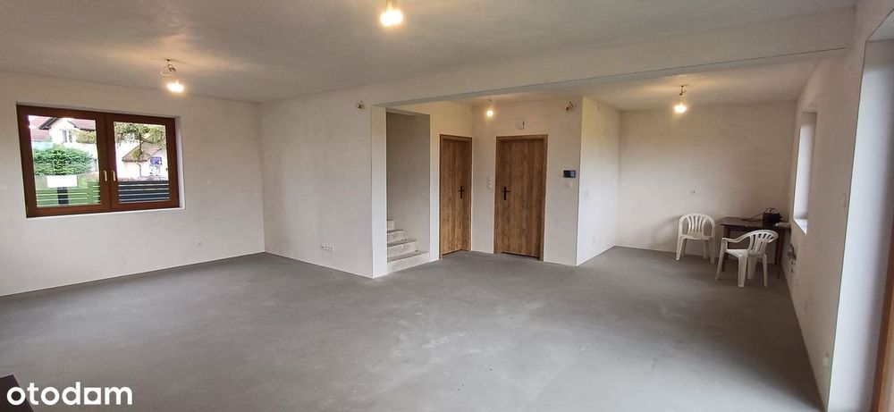 Nowy dom wolnostojący Szyce 170 m2 działka 8,46 ar ogrodzenie kominek