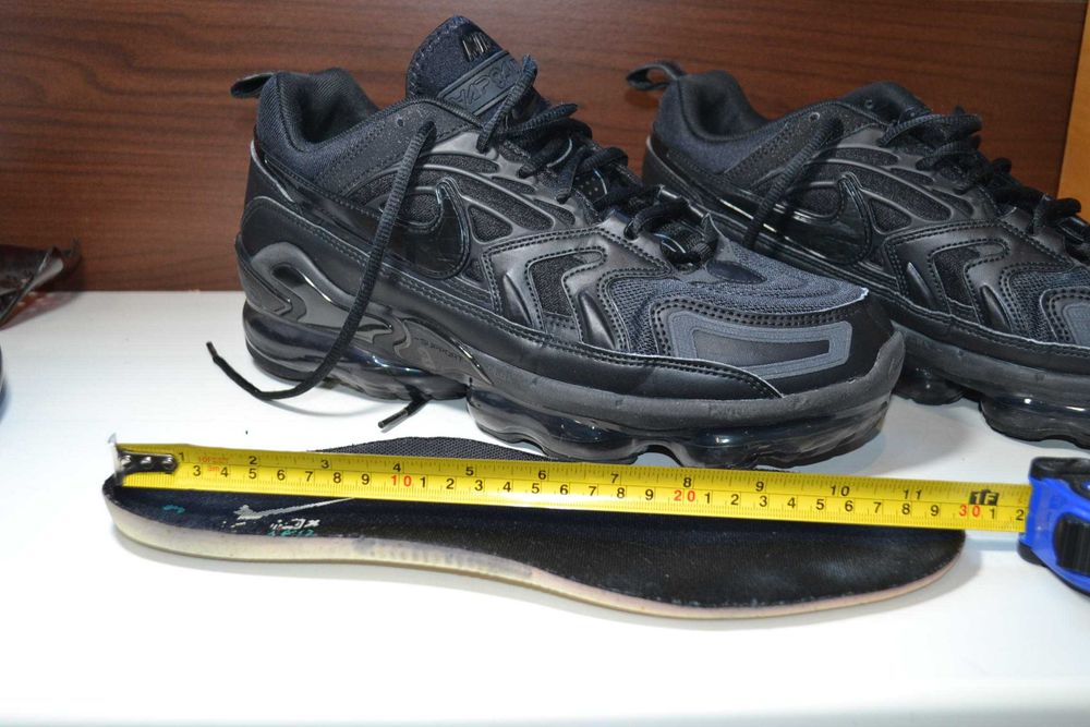 nike air vapormax evo triple 46р кроссовки оригинал
