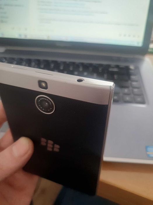 .: Legendarny BlackBerry PASSPORT Silver Edition ANDROID 11- qwerty :.