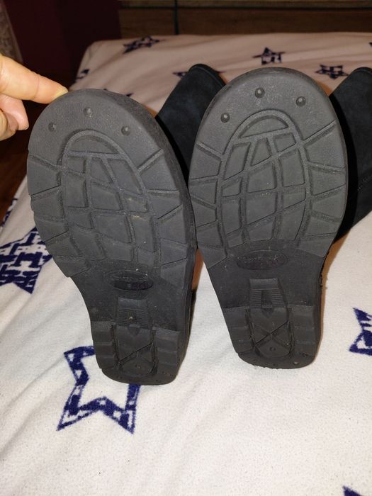Skórzano-wełniane buty Bearpaw