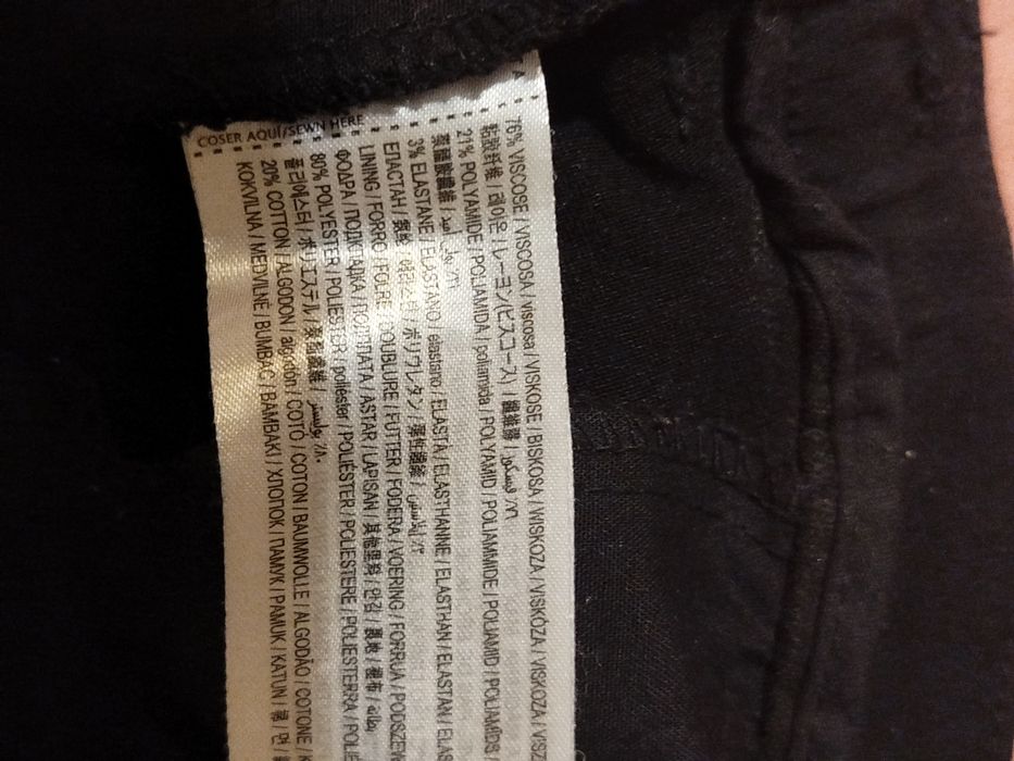 Czarne eleganckie spodnie przed kostkę Mng L 40