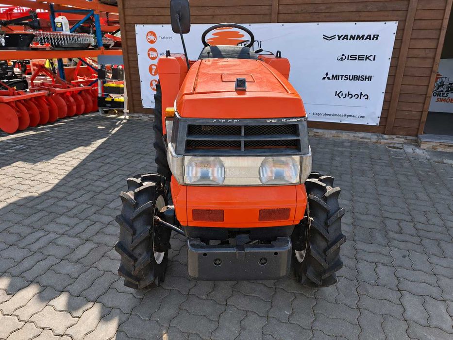 CAMPANHA - Trator Kubota GL23 | [4x4] | Direção Assistida | 4 Pneus Novos