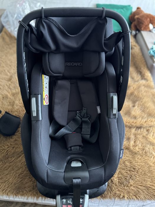 Продам дитяче автокрісло Recaro Salia Elite