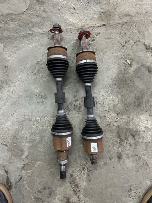 Chevrolet Bolt euv ev полуось