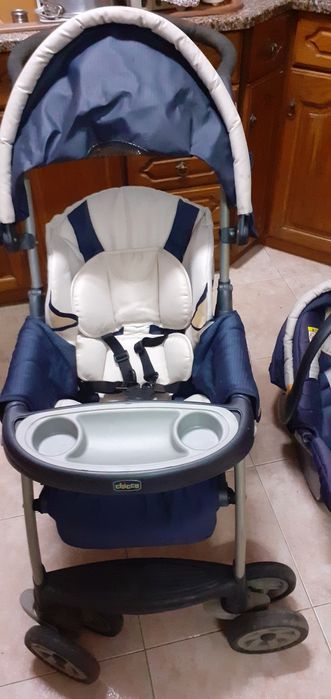 Carrinho de bebé Chico