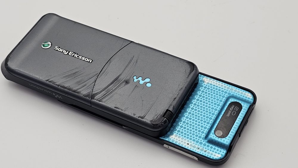 Sony Ericsson W580i. Walkman. Sprawny. Szary