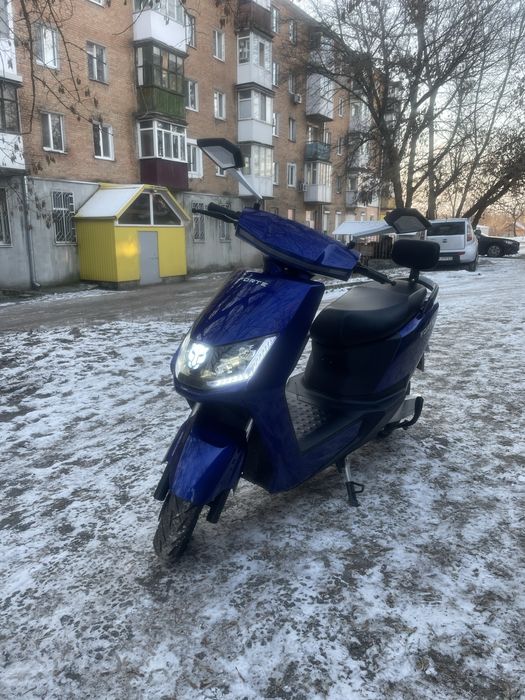 Електроскутер Forte 2000в