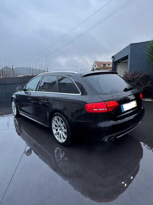 Audi A4 2.0 TDI S-line